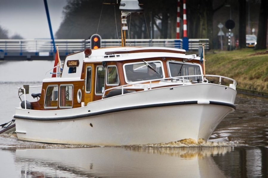 Ondraaglijk Bedienen Gebeurt ANWB Waterkampioen zet redactieboot Tijgerhaai te koop - BootAanBoot.nl