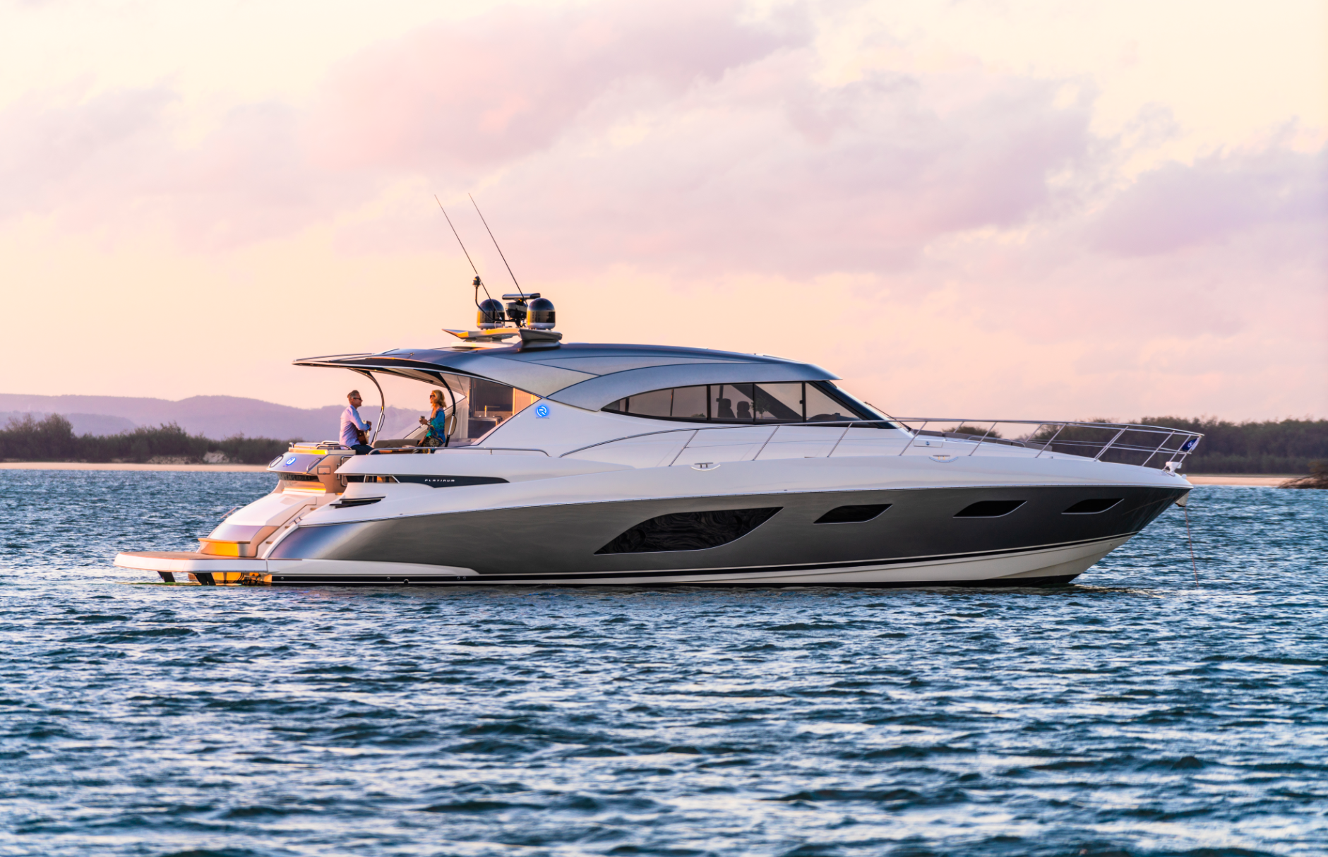 riviera 6000 sport yacht platinum edition (2020 ) price